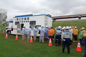 荒川下流河川事務所災害時車両