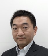 秋山 好嗣 教授