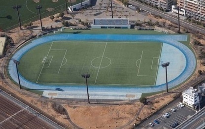 陸上競技場上空