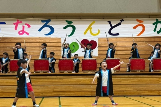 子供たちと馬