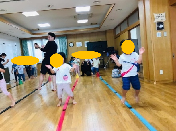 子供たちと馬