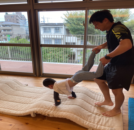 子供たちと馬