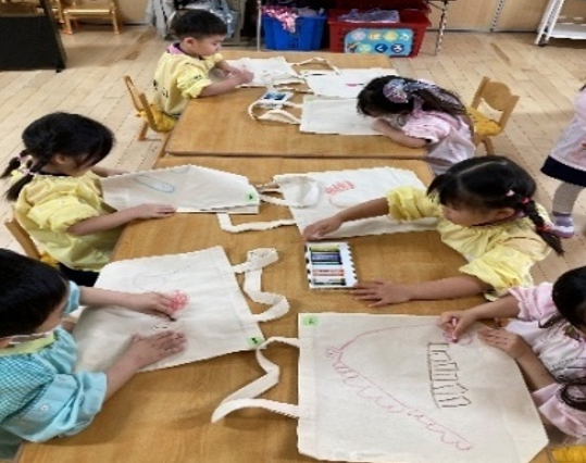 子供たちと馬