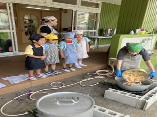 子供たちと馬