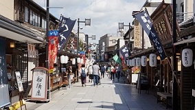 帝釈天題経寺参道