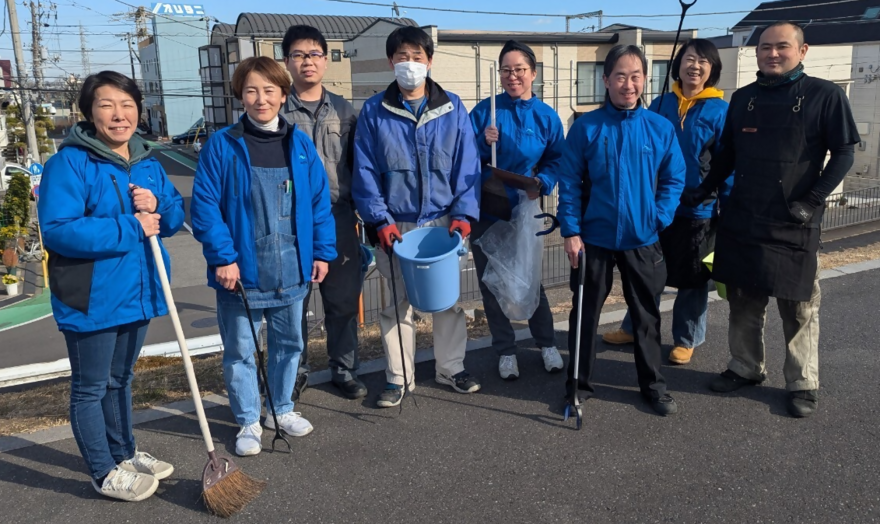 ごみ拾いの様子